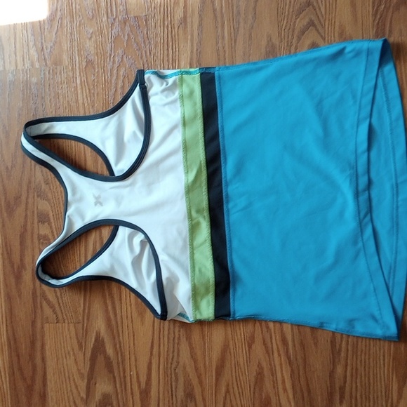 Active top - Picture 3 of 4